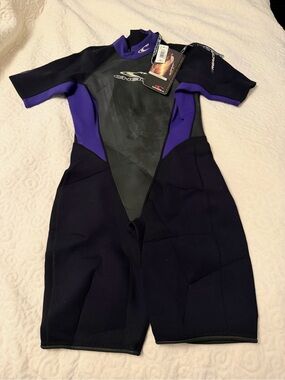 O'Neill Black & Purple Short Sleeve Spring Suit